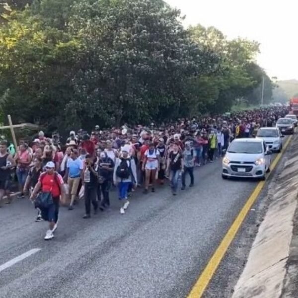 Another Massive Migrant Caravan Marches Through Mexico Toward US Border – Migrants&hellip;
