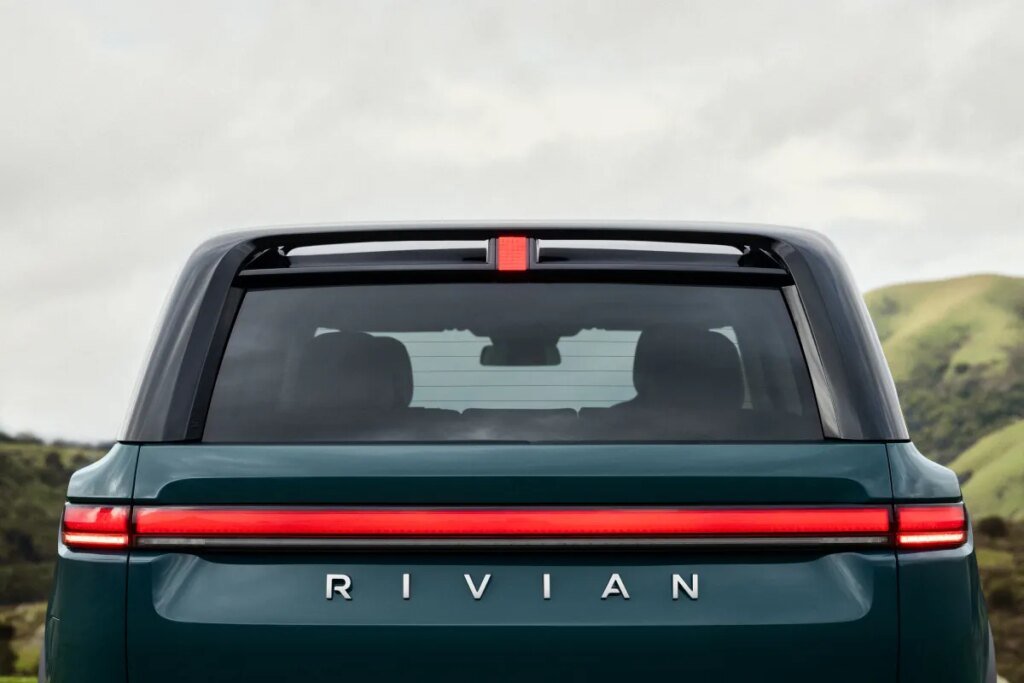 Rivian’s R2 simply helped it set a brand new gross sales document