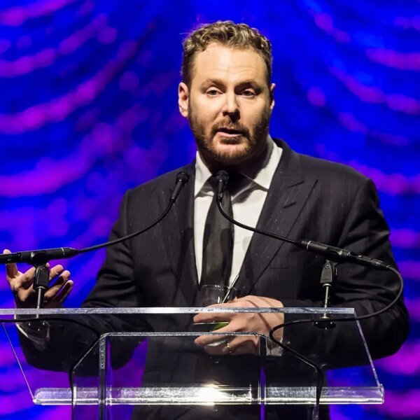 Sean Parker is rebuilding Stability AI round music