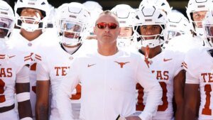 Steve Sarkisian vows to ‘consider all the pieces,’ received’t rule out benching Arch Manning amid Texas’ two-game skid