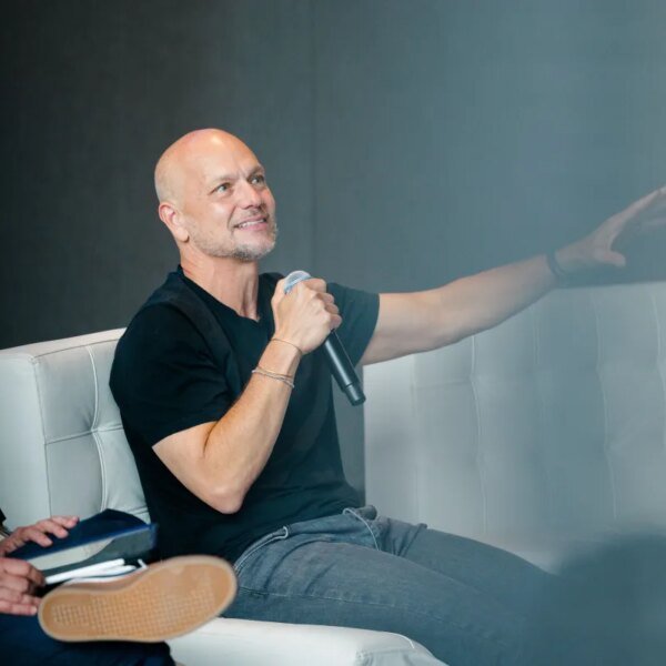 Tony Fadell on why the primary wave of AI devices failed —&hellip;