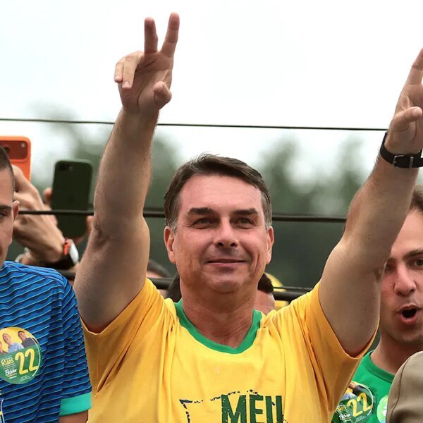 Flavio Bolsonaro defeats Lula in first spherical of Brazilian presidential election