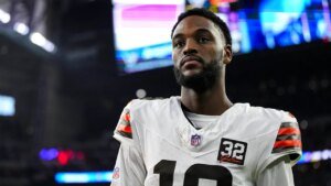 Former Cleveland Browns WR David Bell seeks $300M after botched surgical procedure allegedly almost killed him