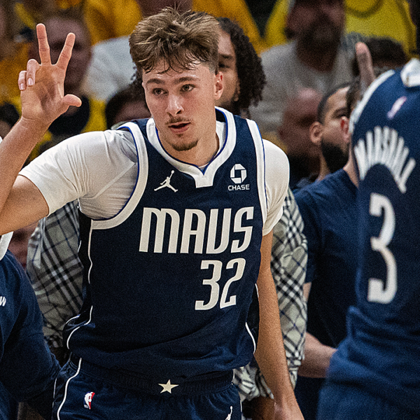 Mavericks star Cooper Flagg exits recreation after laborious foul sparks shoving match&hellip;