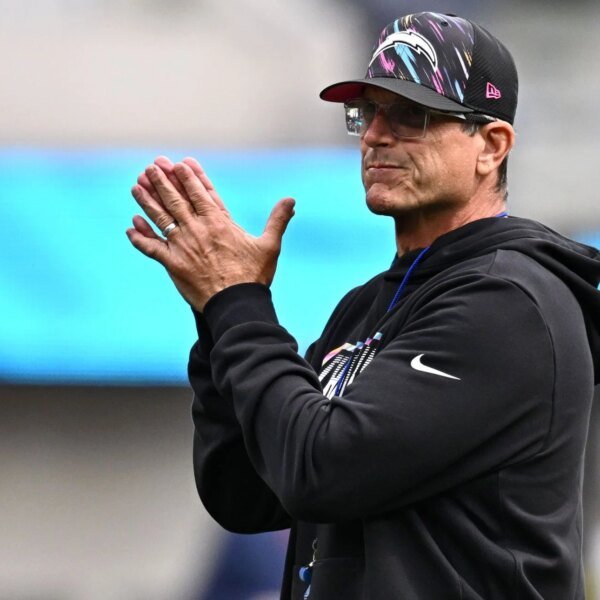 “He lost the locker room. Retire old man”: NFL followers react to&hellip;