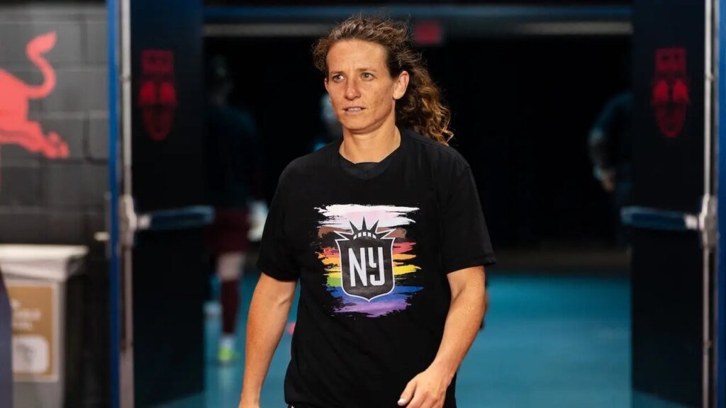 Former NWSL participant says league tradition pressured athletes to help political messages they opposed