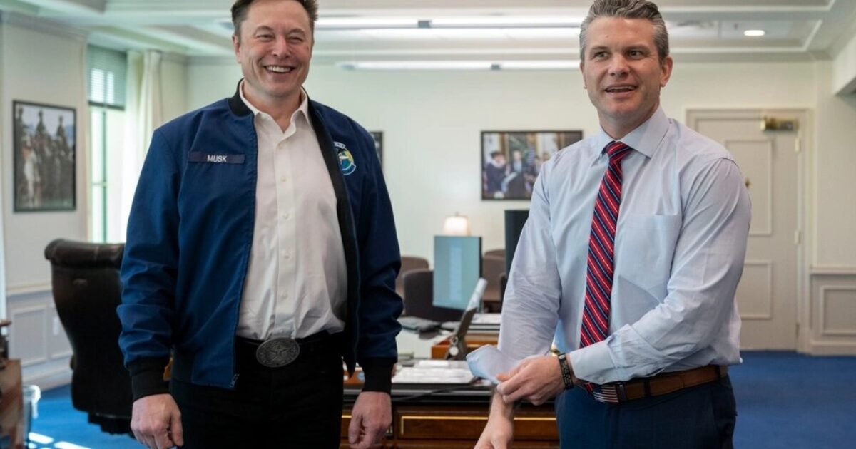 Secretary of War Pete Hegseth Taps Elon Musk for New Pentagon Role Focused on Futuristic Warfare * The Gateway Pundit * by Anthony Scott