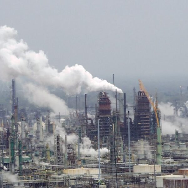 Trump Energy Secretary Wants U.S. Oil Refineries Back Up and Running to&hellip;