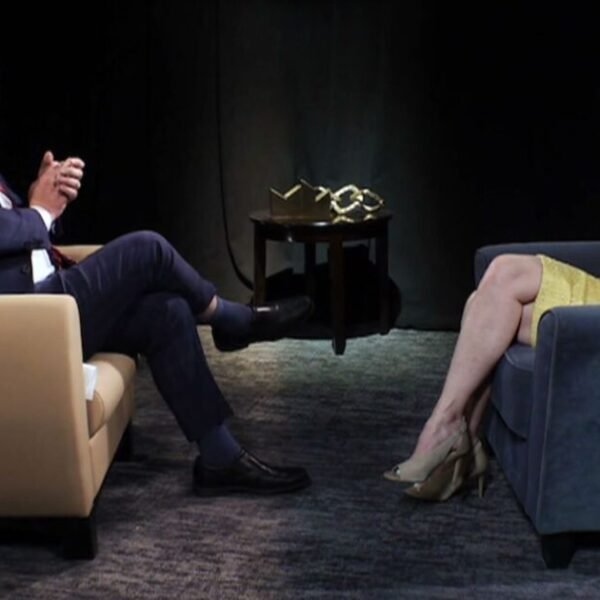 Stunning Sharyl Attkisson Report: Breitbart, Gateway Pundit, FOX, NY Post Being Shut…