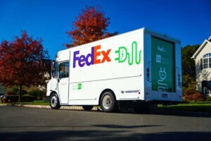 FedEx orders 2,000 electrical vans from Harbinger in $300M deal