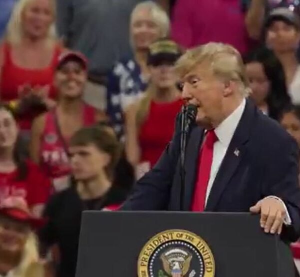 Trump Mentally Collapses At Disastrous Florida Rally As Blue Wave Approaches