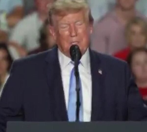 Mississippi Meltdown As Trump Gets Heckled In Front Of Tiny Crowd