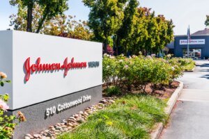 Johnson & Johnson: Keep Calm And Hold On (NYSE:JNJ)