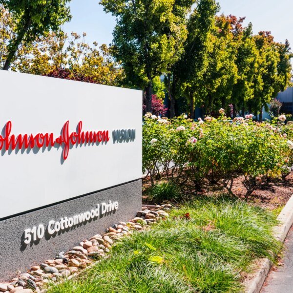 Johnson & Johnson: Keep Calm And Hold On (NYSE:JNJ)