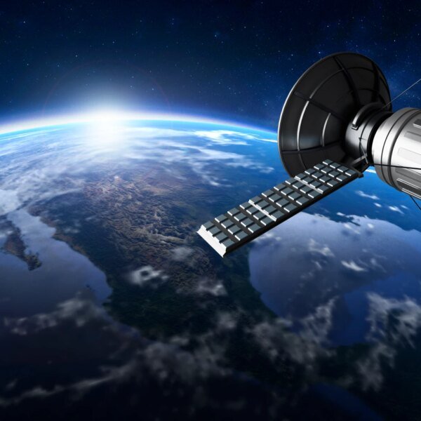 Planet Labs: A Speculative Buy Now That Space Sector Hype Has Worn…
