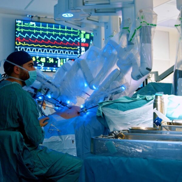 Intuitive Surgical: The 17% Selloff Is A Buy