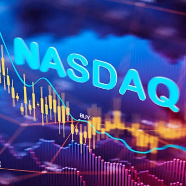 Nasdaq Advances For Second Straight Day
