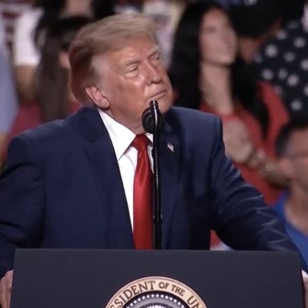 Texas Rallygoers Heckle and Pour Water on Leftist Protestors at Trump Rally…