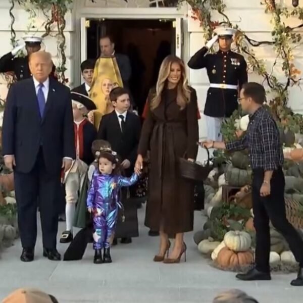 President Trump and First Lady Melania Welcome Trick-Or-Treaters at White House Halloween&hellip;