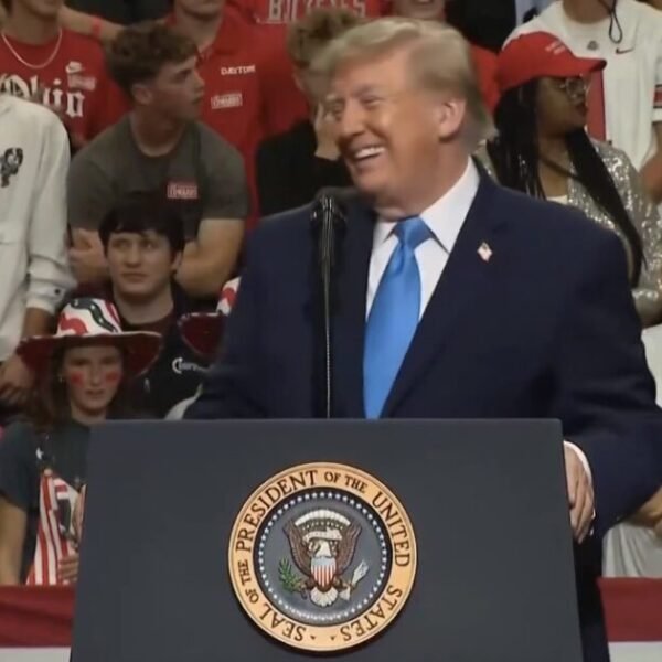 Trump Goes Off on CNN and Kaitlan Collins On Stage in Ohio…