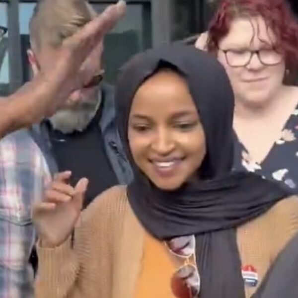 VIDEO: “I Continue to Vote” – Ilhan Nur Said Elmi Votes After…