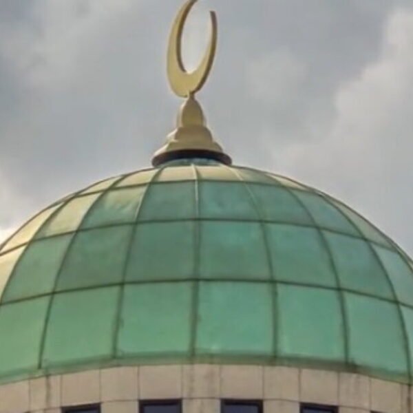 Website for Islamic Center in Plano, Texas Features Image of a Christian&hellip;