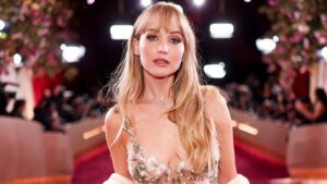 Jennifer Lawrence’s new magnificence model debut sparks ‘unrecognizable’ feedback