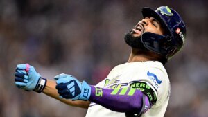 Rays punch their ticket to the World Series, taking down Guardians in Game 6 to arrange collection with Brewers