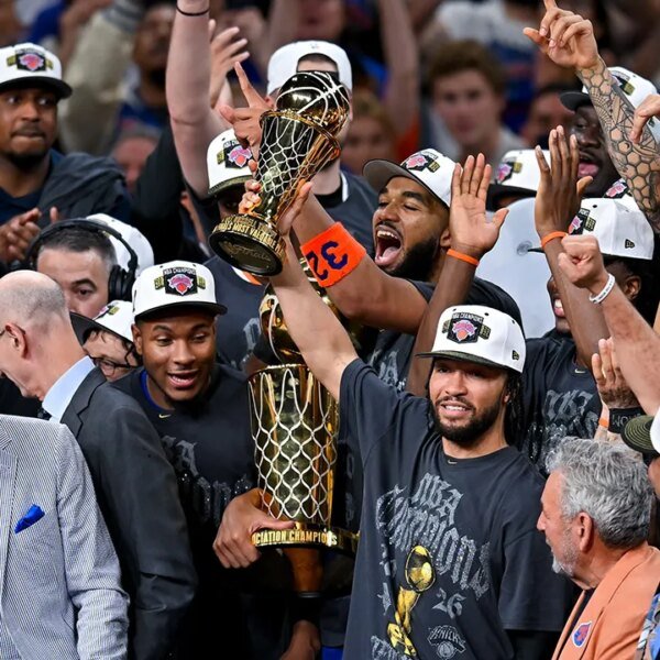 New York Knicks journey on opening night time with T-shirt flub as…
