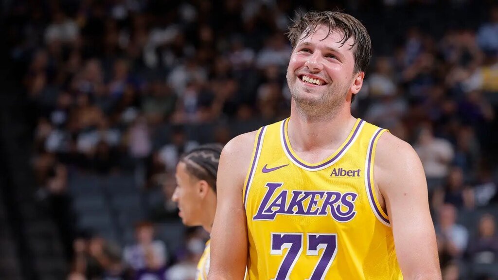 Luka Doncic buys out whole parking zone to provide Lakers followers free parking for season opener