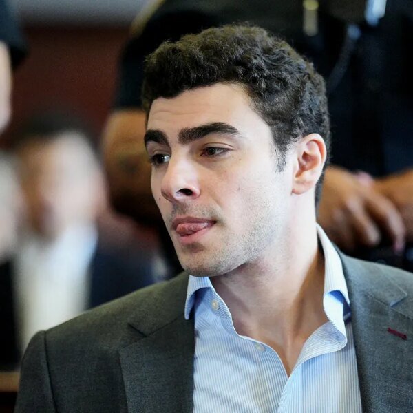 Roxane Gay calls to free Luigi Mangione at Harvard Med School occasion