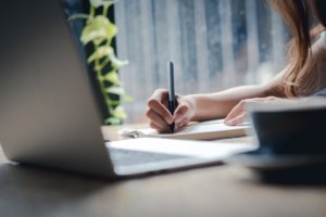 Opus 5.5 likes to inform you ‘this issues’ (and different AI writing tells)