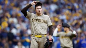 Closer Mason Miller hits paternity checklist 45 minutes earlier than the Padres’ season is on the road