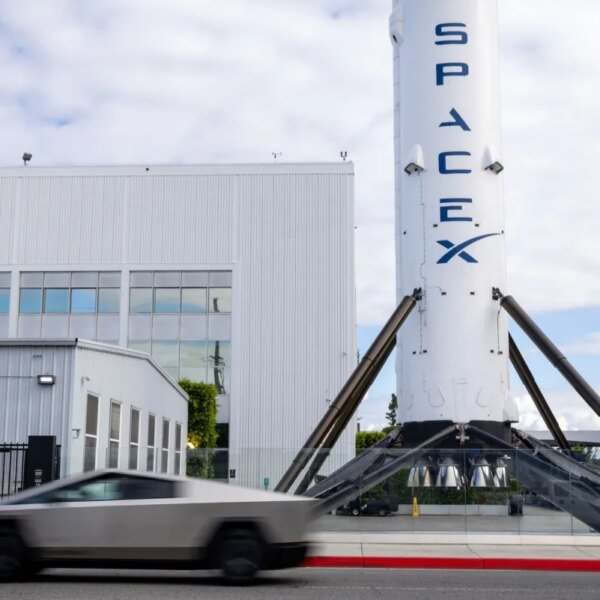 SpaceX and Tesla boards type particular committees to assessment merger