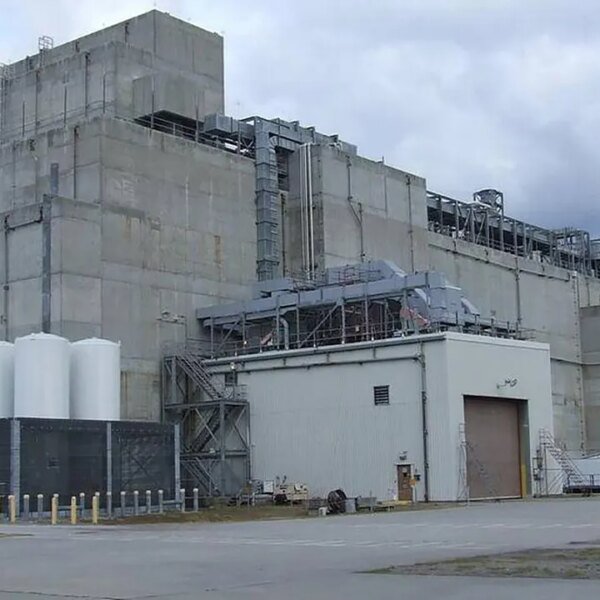 Fire at US nuclear web site triggers emergency response