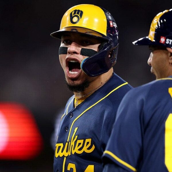Brewers steal Game 3 on Dodgers’ residence turf to go up 3-0,&hellip;